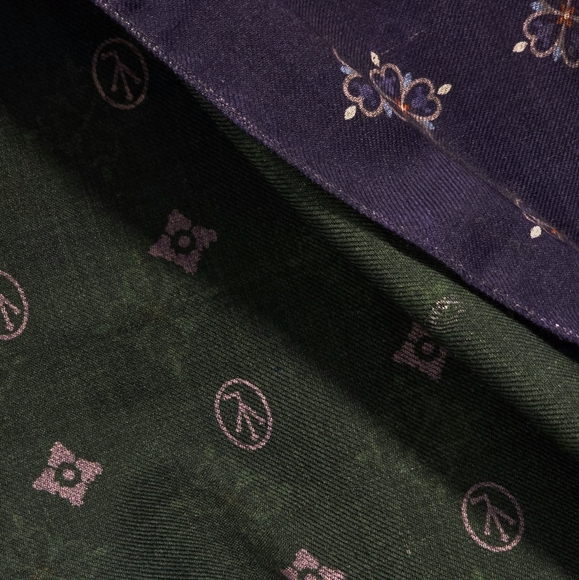 Scarf - Picture 4 of 8